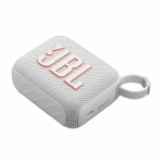 Altoparlante Bluetooth della JBL Go 4 dal suono chiaro e potente color bianco  vista ruotata