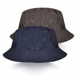 Cappello reversibile stile bob in nylon con fodera interna in pile