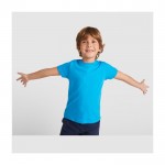 T-shirt in cotone 100% a maglia per bambini 155 g/m² Roly color blu alice immagine stile di vita