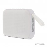 Altoparlante bluetooth nero portatile di forma rettangolare da 5W color bianco