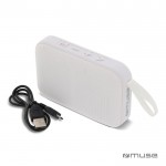 Altoparlante bluetooth nero portatile di forma rettangolare da 5W color bianco seconda vista