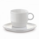 Tazza impilabile con piattino quadrato prodotta in Europa da 180ml color bianco