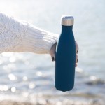 Borraccia di acciaio a doppia parete con alta capacità termica 500ml color blu scuro seconda vista