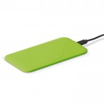 Powerbank wireless rettangolare ultrasottile con finitura gommata da 5W color lime quarta vista