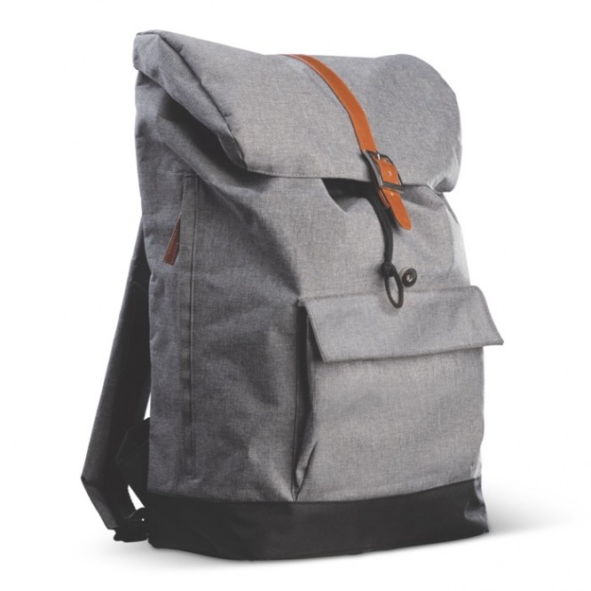 Zaino in poliestere con scomparto per tablet e chiusura magnetica 16L color nero / grigio